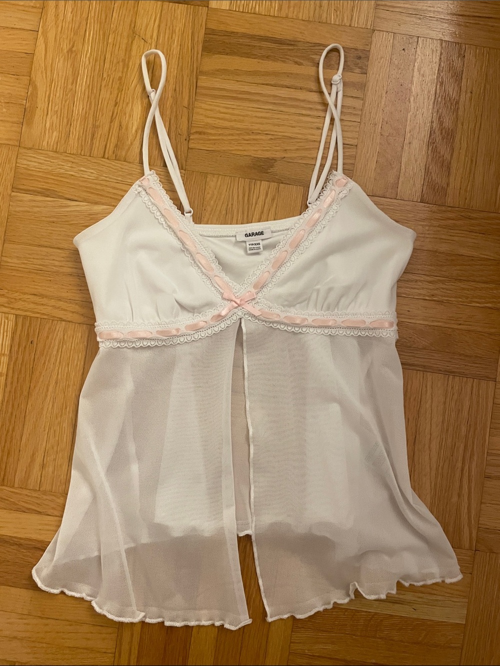 Garage Lace Trim Flyaway Cami - White & Pink